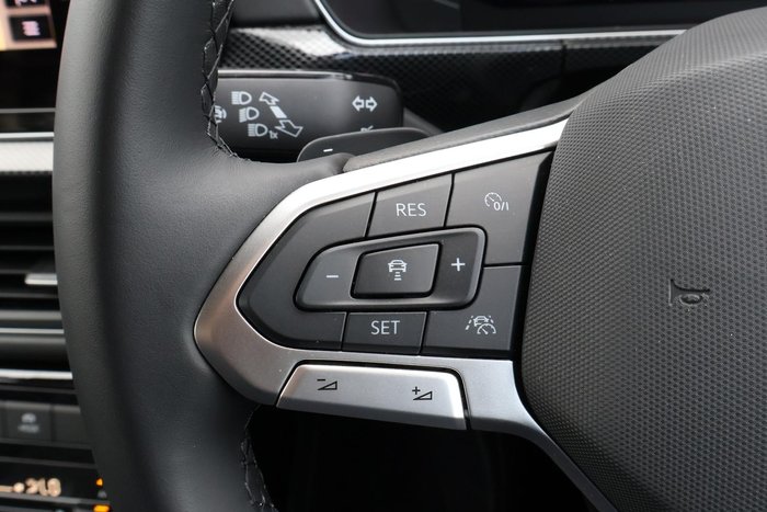 2024 Volkswagen T-Cross 85TSI R-Line