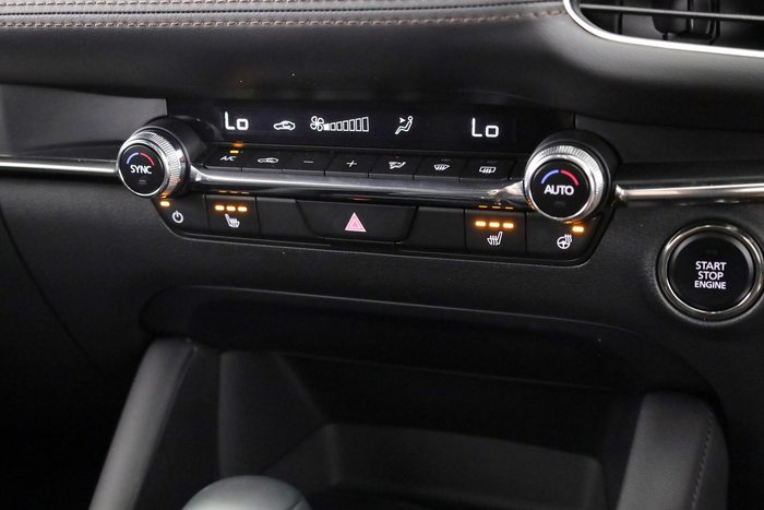 2024 Mazda 3 G25 GT
