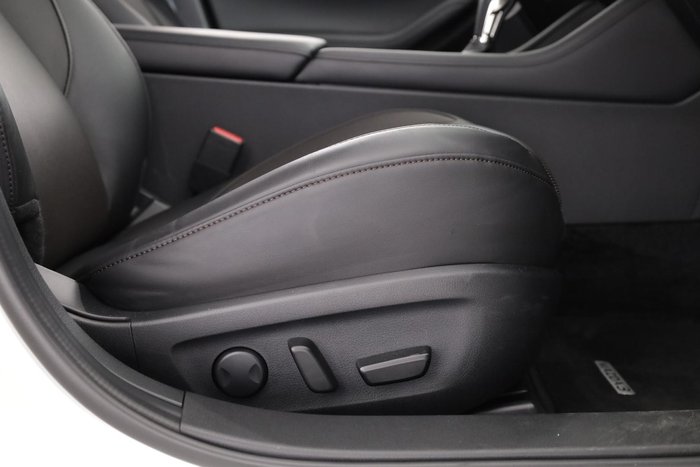 2024 Mazda 3 G25 GT