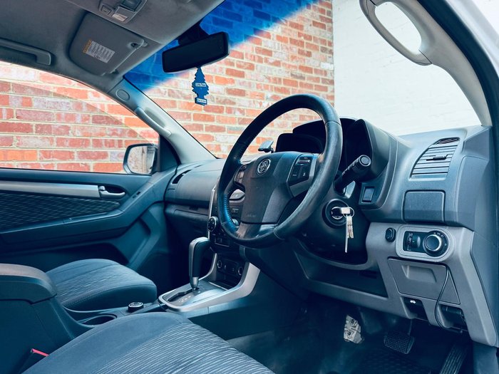 2013 Holden Colorado LX RG MY14 4X4 Dual Range Summit White