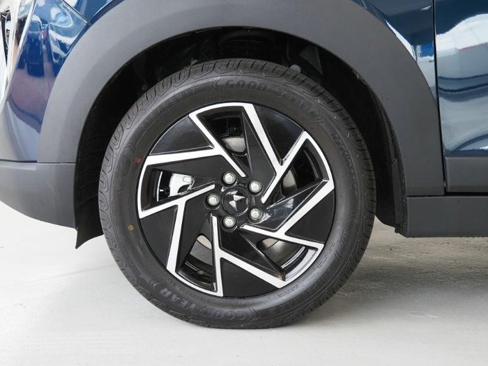 2025 Mahindra XUV3XO AX7L