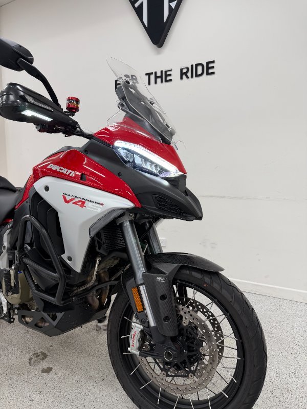 2023 DUCATI MULTISTRADA V4 S Red