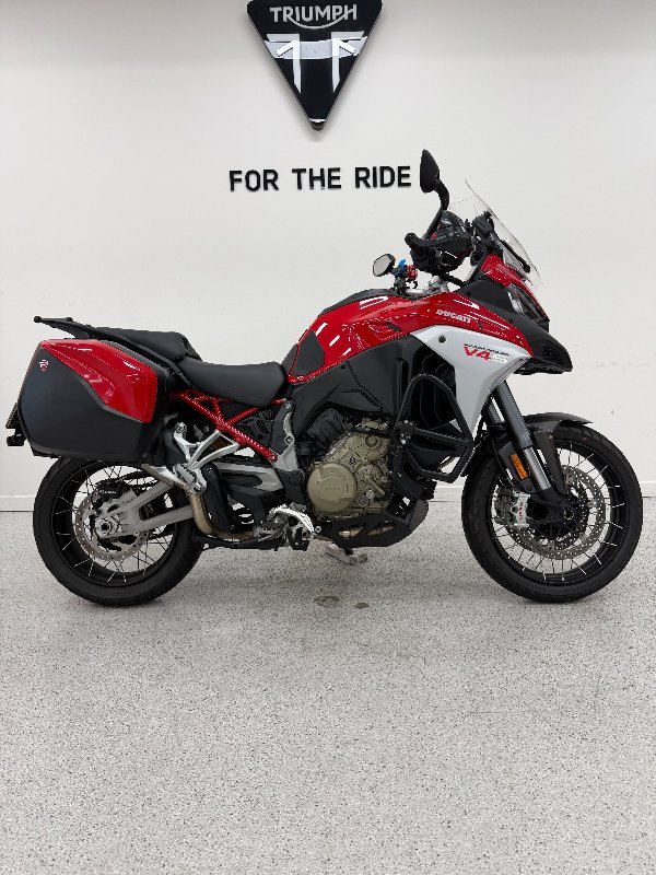 2023 DUCATI MULTISTRADA V4 S Red