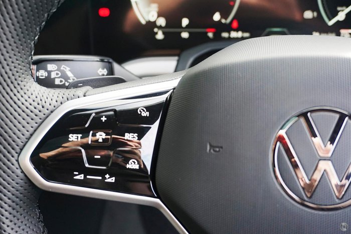 2024 Volkswagen Touareg 210TDI R-Line