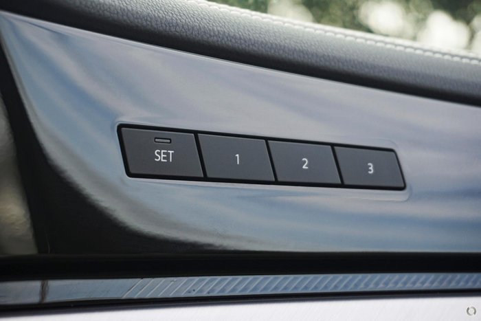 2024 Volkswagen Touareg 210TDI R-Line