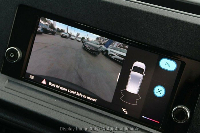 2025 Volkswagen Caddy TSI220