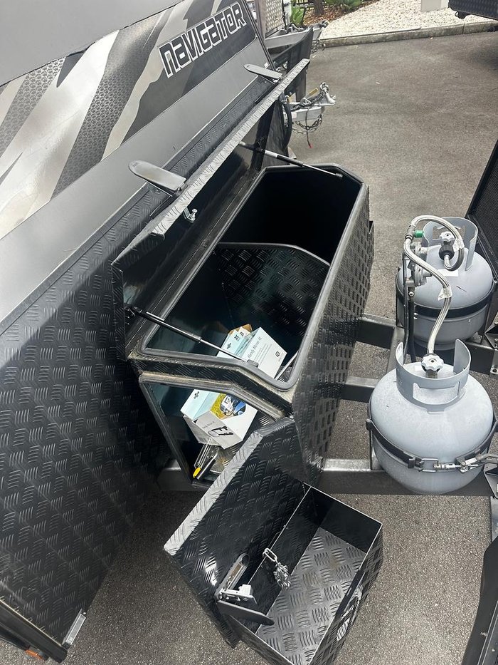 2022 Majestic Navigator 21Ft Club Lounge