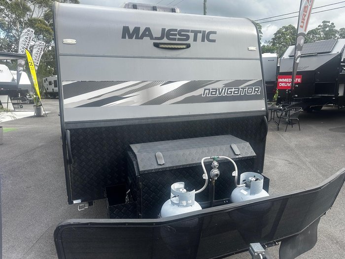 2022 Majestic Navigator 21Ft Club Lounge