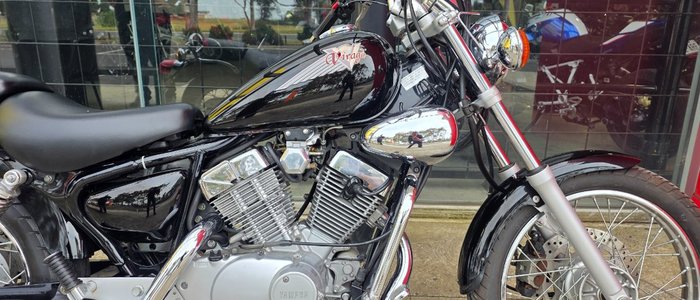 2005 Yamaha XVS250 V-STAR BLACK