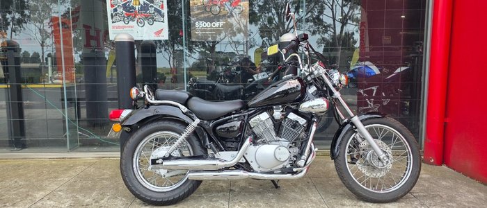 2005 Yamaha XVS250 V-STAR BLACK