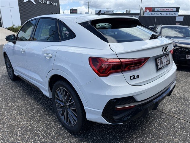 2025 Audi Q3 35 TFSI S line edition