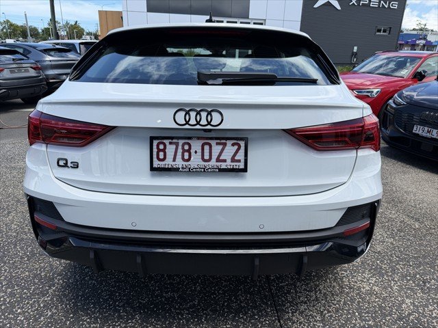 2025 Audi Q3 35 TFSI S line edition