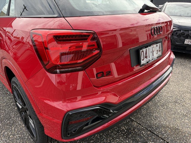 2025 Audi Q2 35 TFSI S line edition