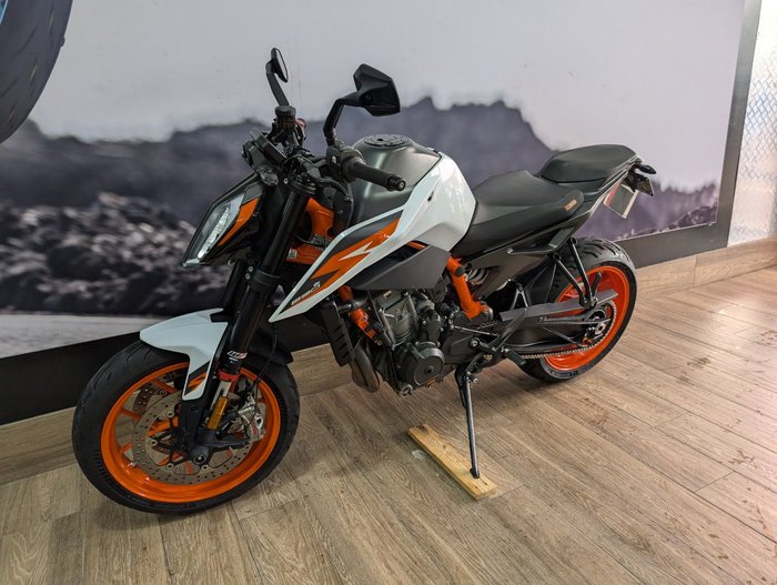 2020 Ktm 890 DUKE R ORANGE