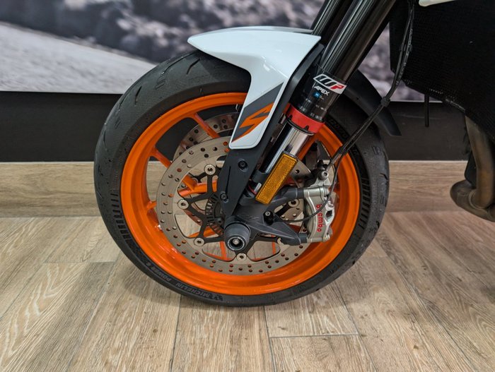 2020 Ktm 890 DUKE R ORANGE