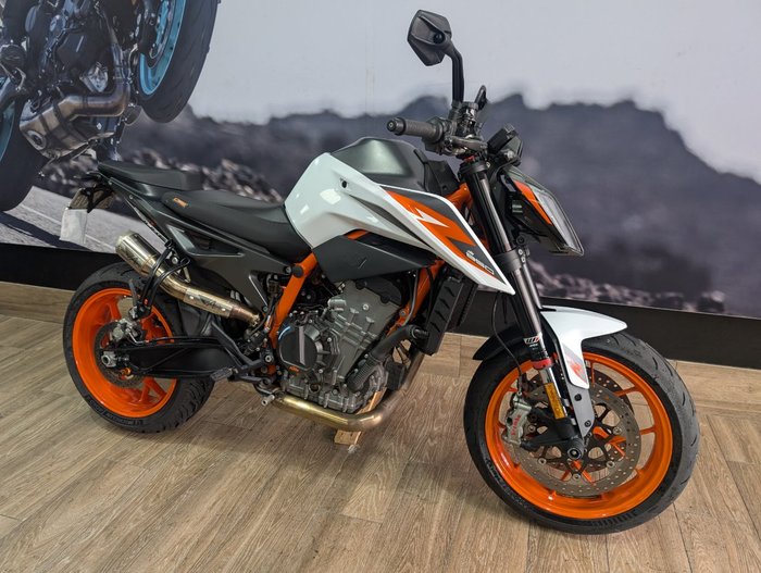 2020 Ktm 890 DUKE R ORANGE
