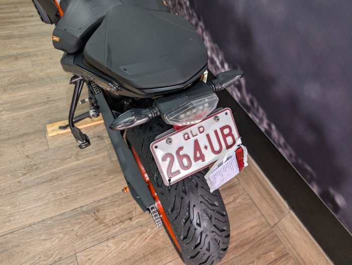 2020 Ktm 890 DUKE R ORANGE