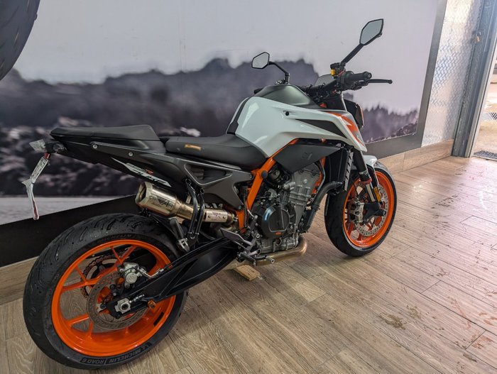2020 Ktm 890 DUKE R ORANGE