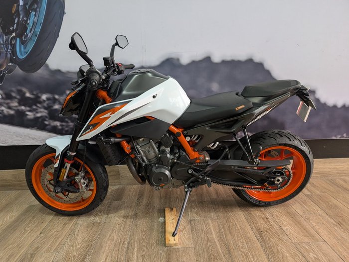 2020 Ktm 890 DUKE R ORANGE