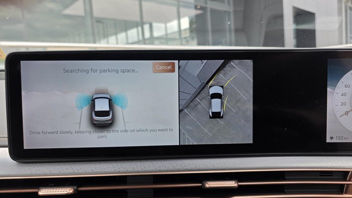 2024 Genesis GV60 AWD