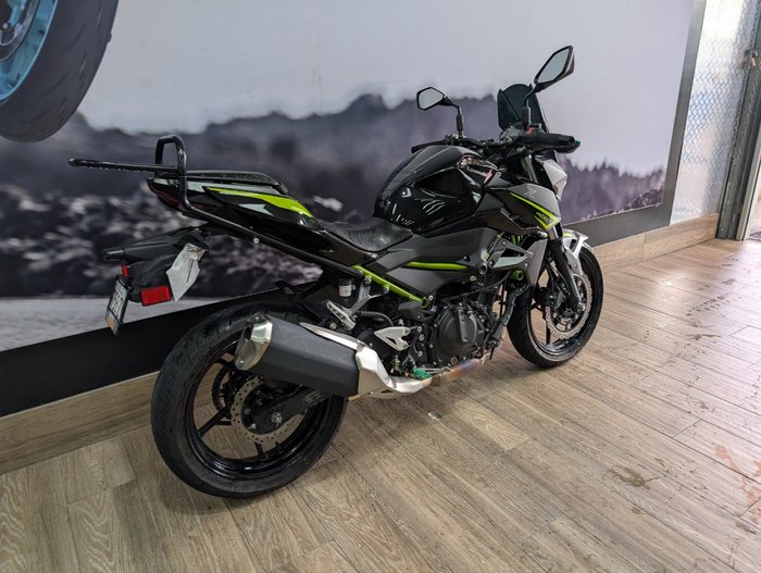 2023 Kawasaki Z400 Black