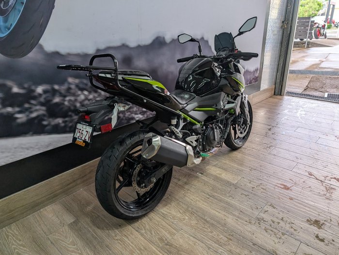 2023 Kawasaki Z400 Black