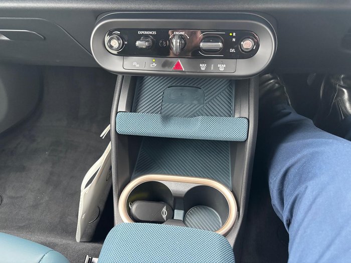 2025 MINI Countryman S Favoured