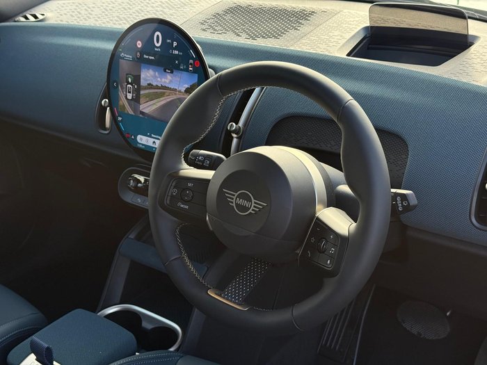2025 MINI Countryman S Favoured