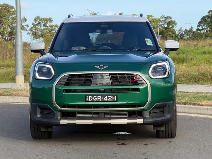 2025 MINI Countryman S Favoured