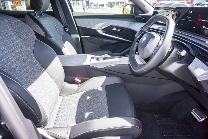 2024 Peugeot 3008 Allure Hybrid