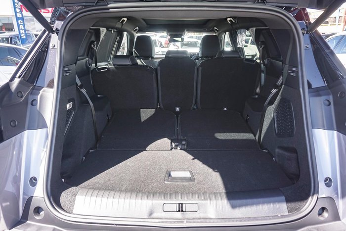 2025 Peugeot 5008 GT Premium Hybrid