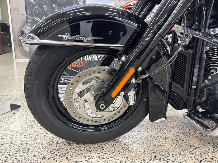 2020 Harley-Davidson Heritage Classic 114 (FLHCS) Softail Black