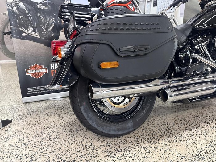 2020 Harley-Davidson Heritage Classic 114 (FLHCS) Softail Black