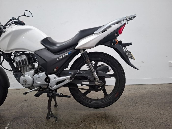 2016 Honda CB125E White
