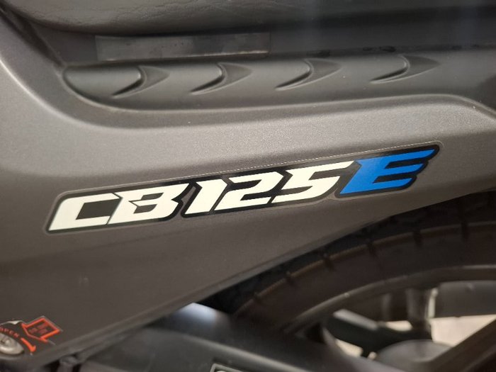 2016 Honda CB125E White