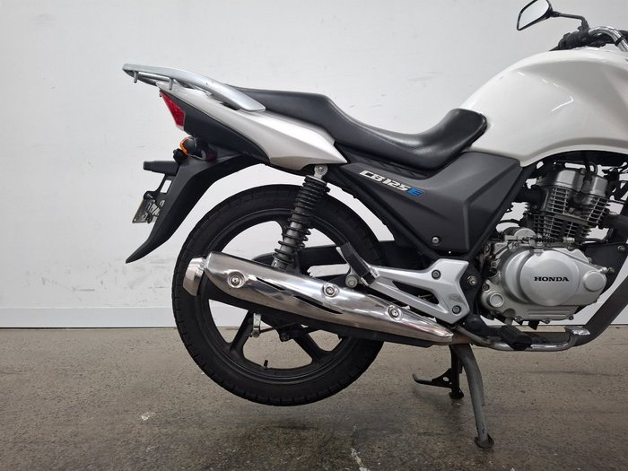 2016 Honda CB125E White
