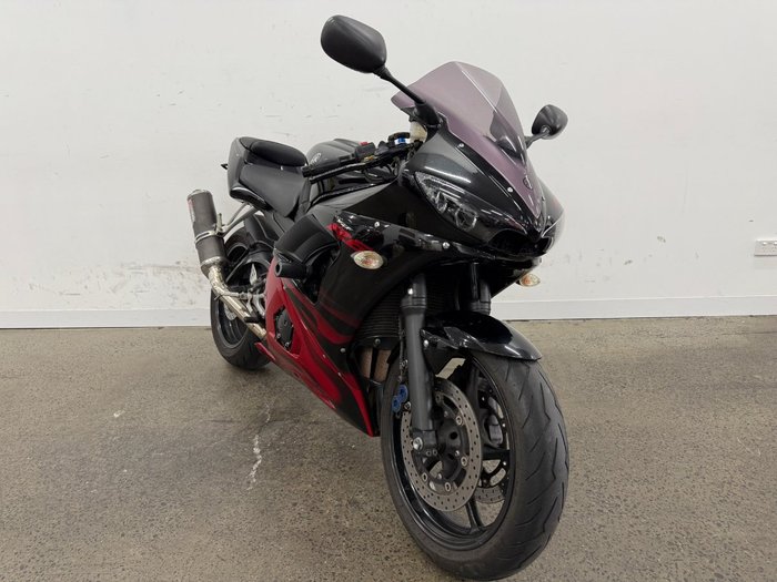 2002 Yamaha YZF-R6 Black