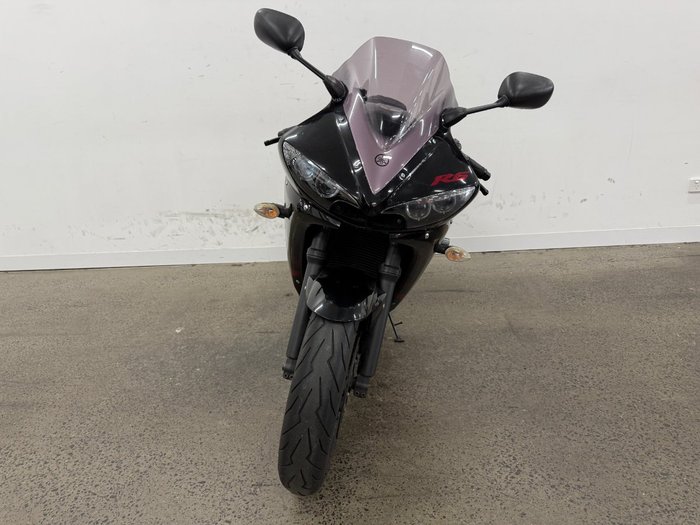 2002 Yamaha YZF-R6 Black