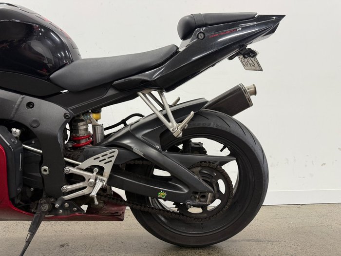2002 Yamaha YZF-R6 Black