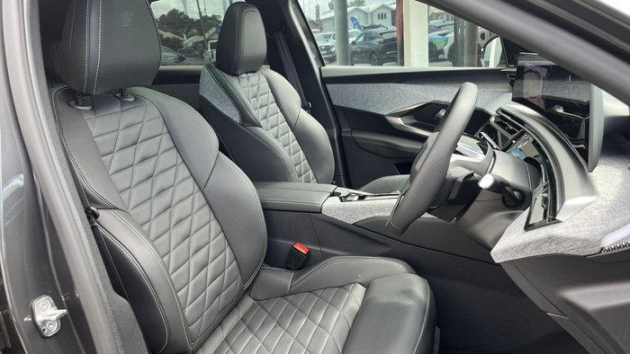 2024 Peugeot 3008 GT Premium Hybrid