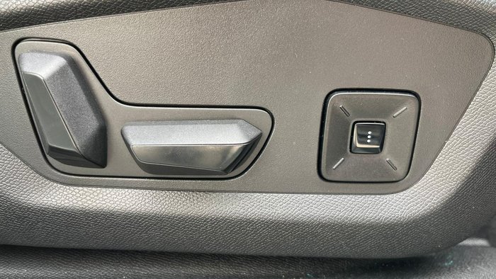 2024 Peugeot 3008 GT Premium Hybrid