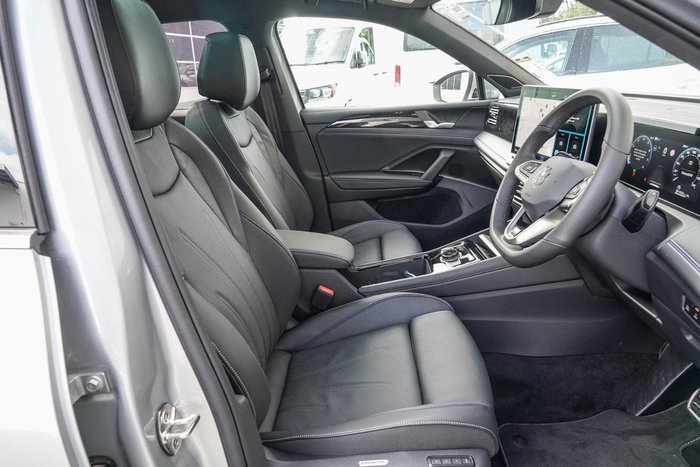 2025 Volkswagen Tiguan 195TSI R-Line