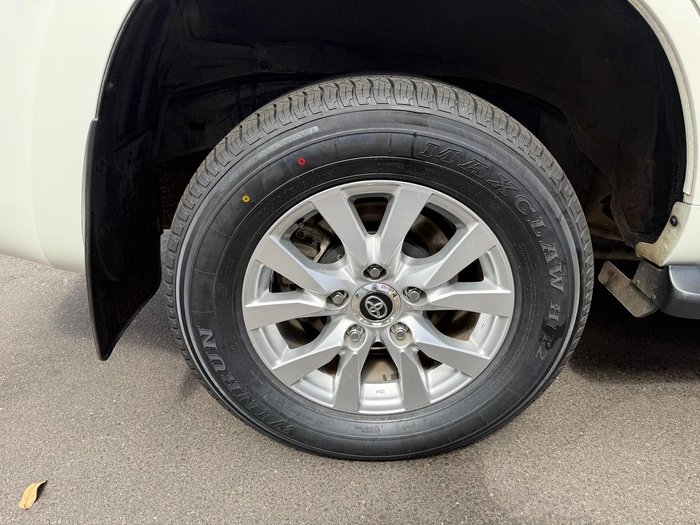 2020 Toyota Landcruiser VX