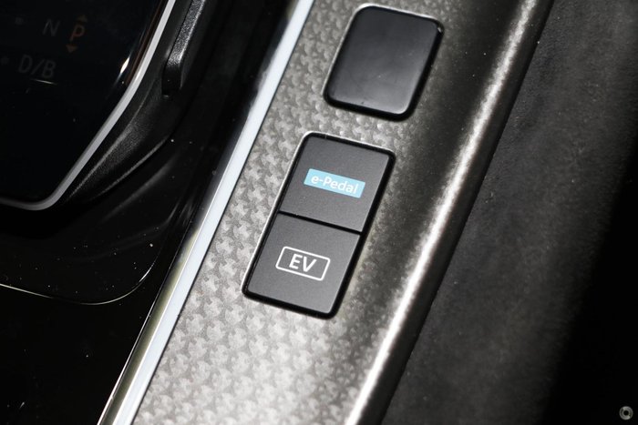 2025 Nissan QASHQAI N-DESIGN e-POWER J12 MY25 Fuji Sunset Red with Onyx Black Roof