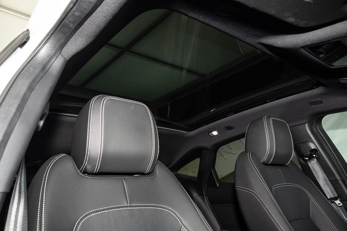 2024 Jaguar E-PACE P250 R-Dynamic SE