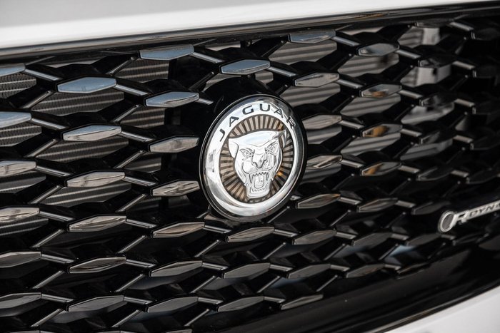 2024 Jaguar E-PACE P250 R-Dynamic SE