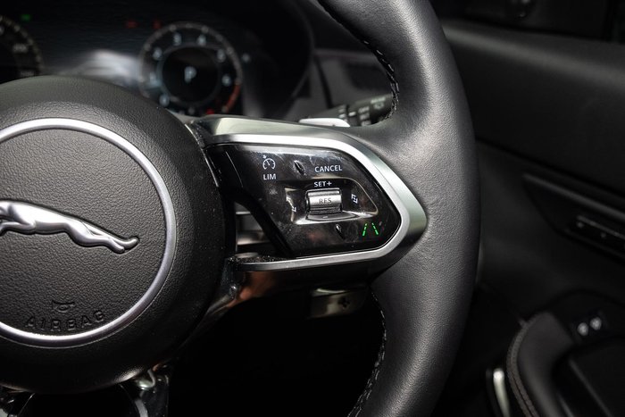 2024 Jaguar E-PACE P250 R-Dynamic SE