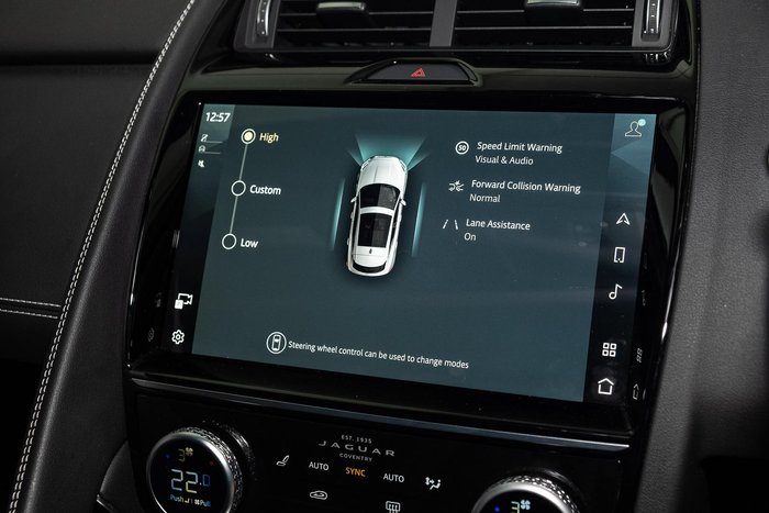 2024 Jaguar E-PACE P250 R-Dynamic SE