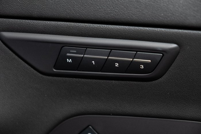 2024 Jaguar E-PACE P250 R-Dynamic SE