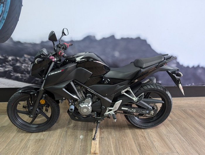 2016 Honda CB300FA (ABS)